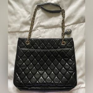 CHANEL Black Quilted Tote Bag with Gold Chain